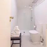 Charming 1-bedroom In *