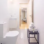 Charming 1-bedroom In Porto