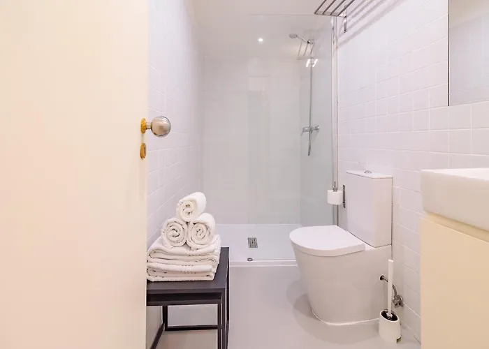 Charming 1-bedroom In *