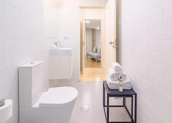 Charming 1-bedroom In 포르투