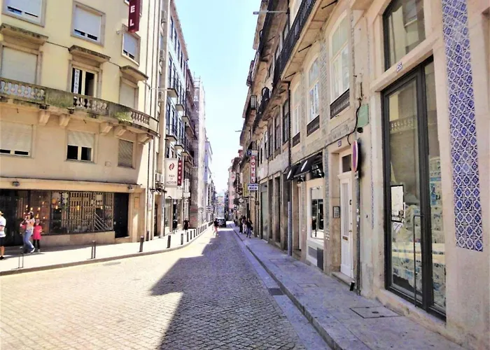 Charming 1-bedroom In Apartmán Porto